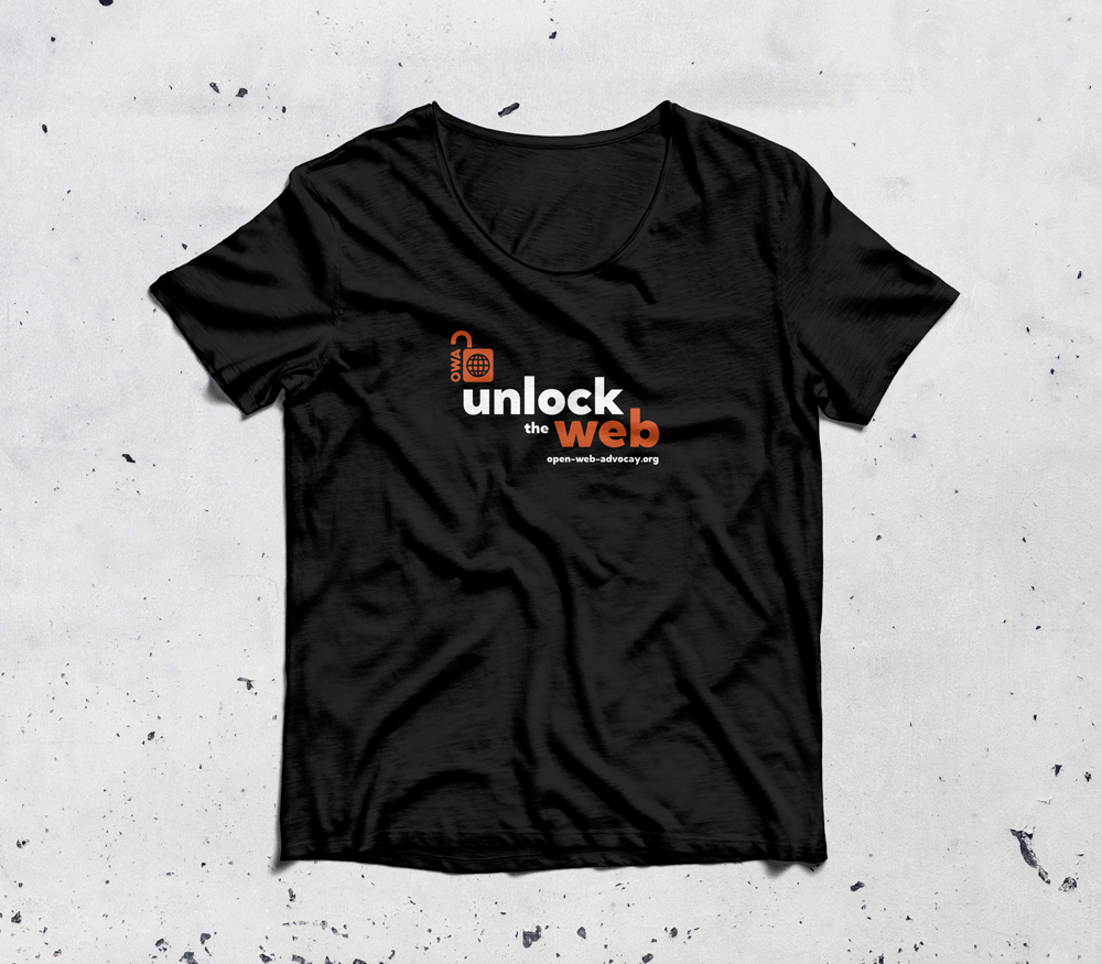Unlock the Web - T-shirt